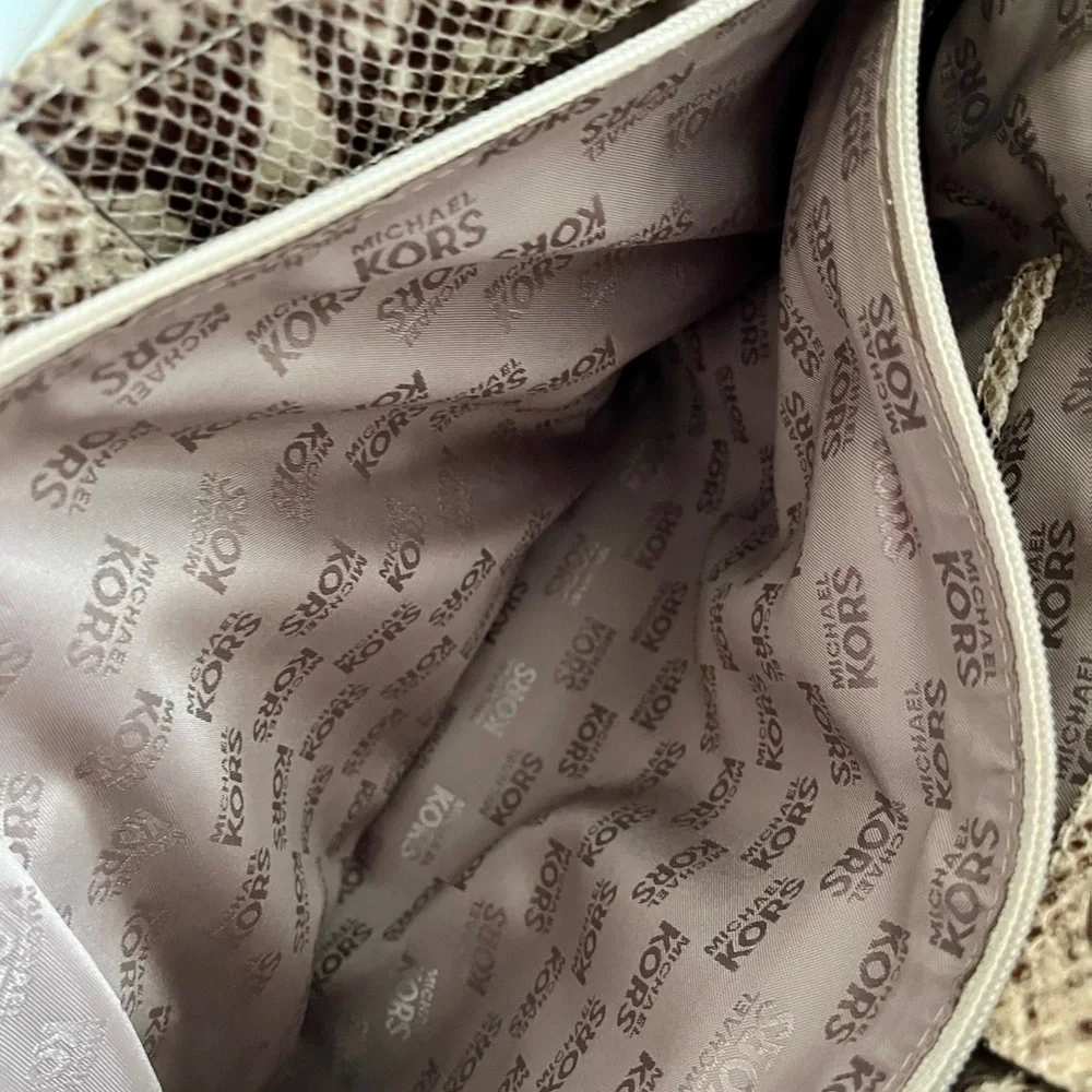 NEW condition Michael Kors Phyton Purse - Picture 13 of 16